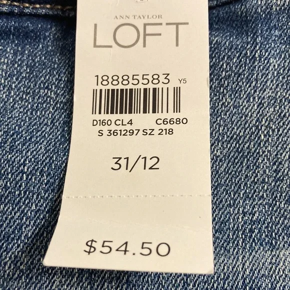 Ann Taylor Loft Light Wash Denim Jean Mini Skirt With Four Pockets - Size 31/12 - Picture 9 of 9